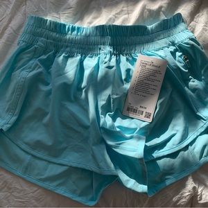 Lululemon Tracker LR Short 4”